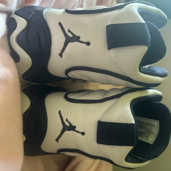 NIKE Air Jordan Pro Strong Gs - Picture 2 of 5